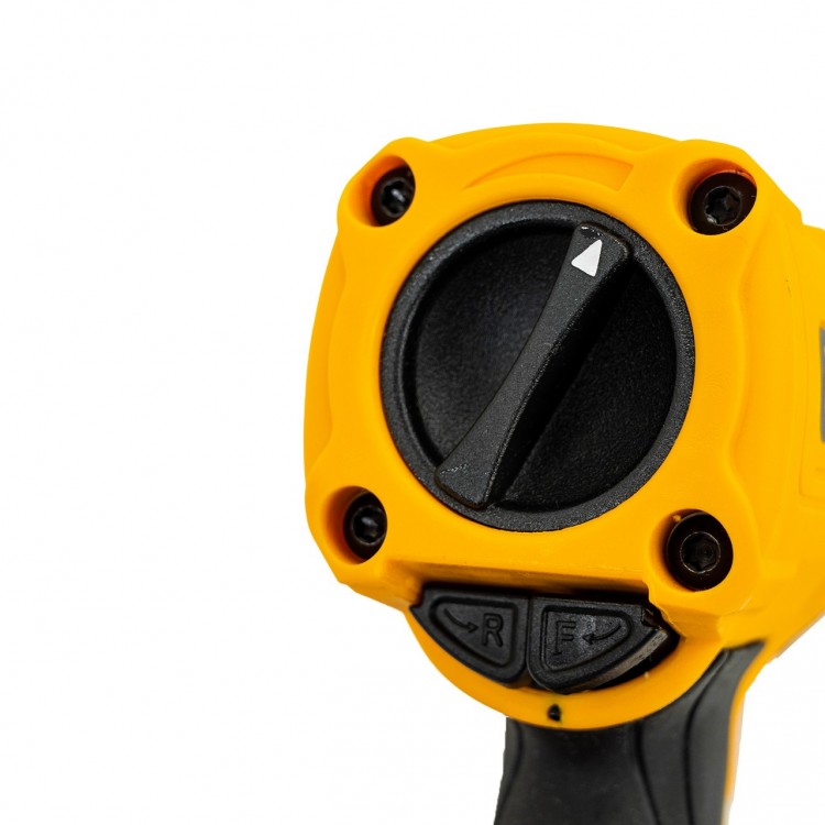 Пневматичен ударен гайковерт 1/2″ 1450Nm с 3 вложки JCB